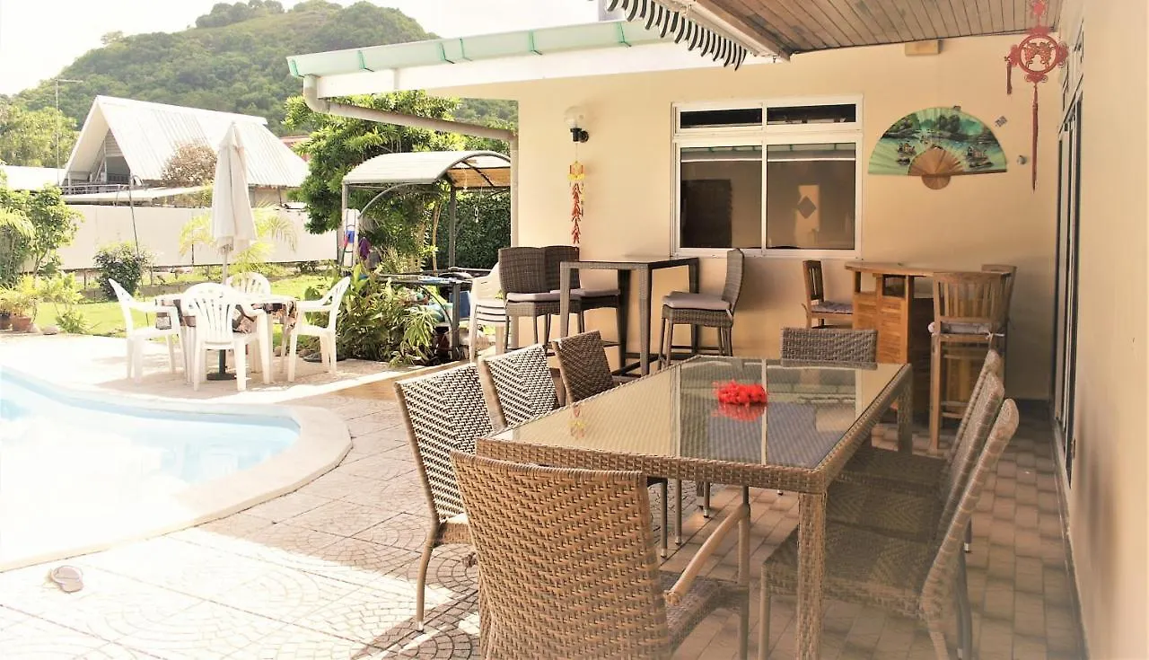 Apartment Tahiti - Sanny'S Place Room & Pool Punaauia